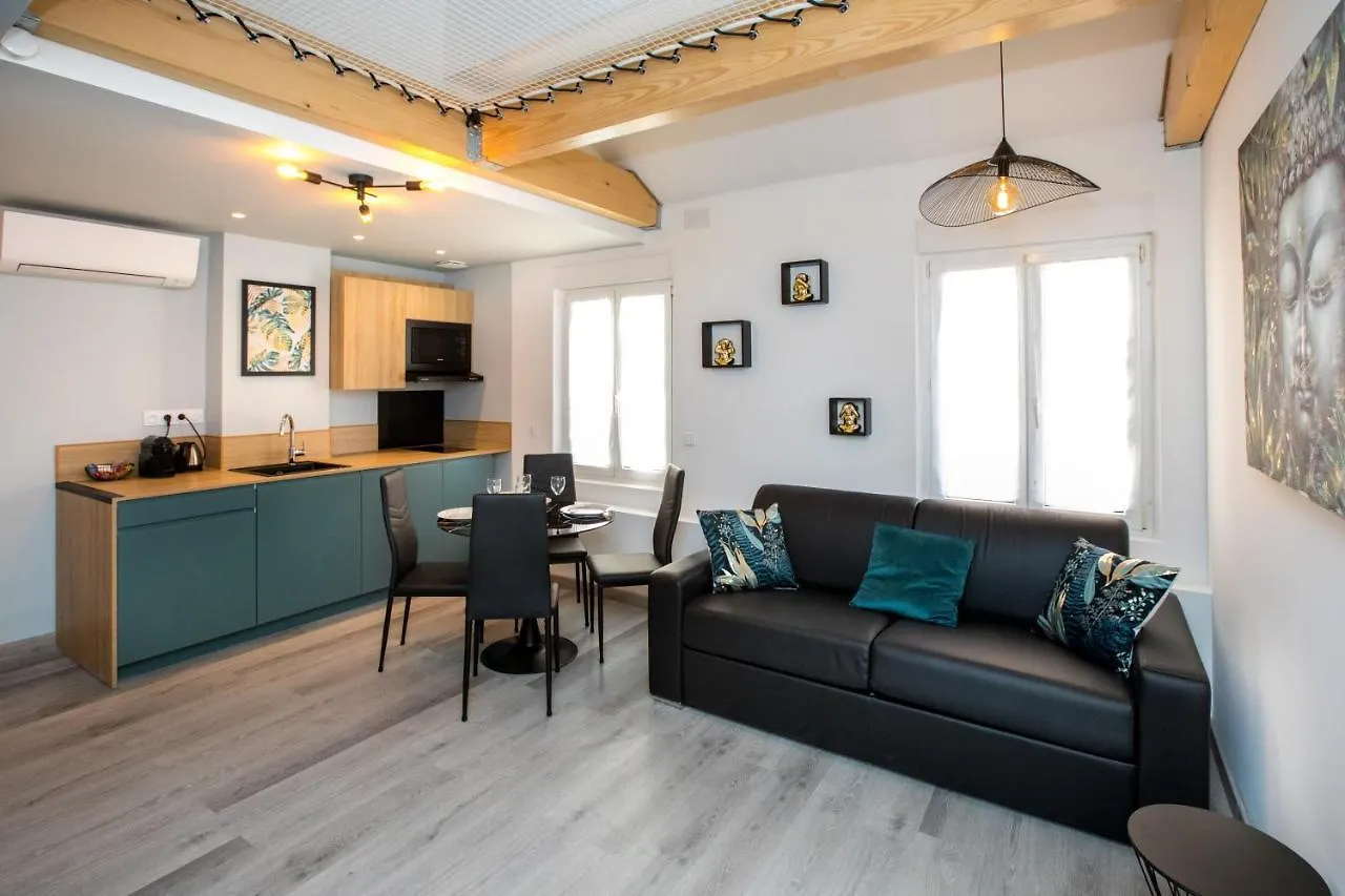 Duplex : Plage 300M, Clim, Netflix Cannes Apartment